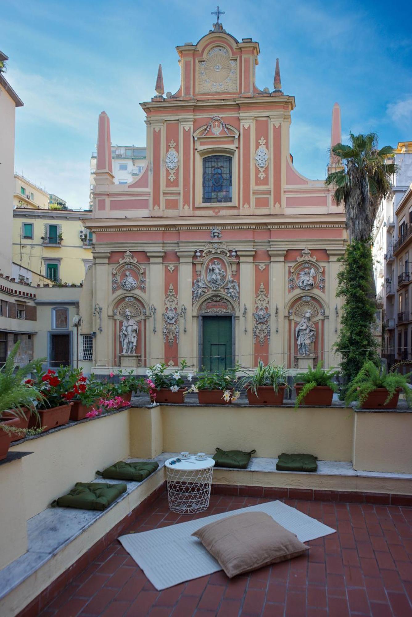 San Pasquale 38 * Naples